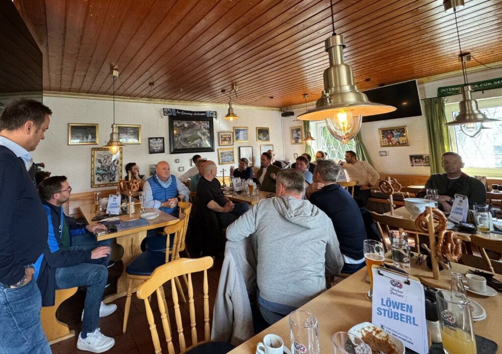 Unternehmerstammtisch im Löwenstüberl für die Jugend